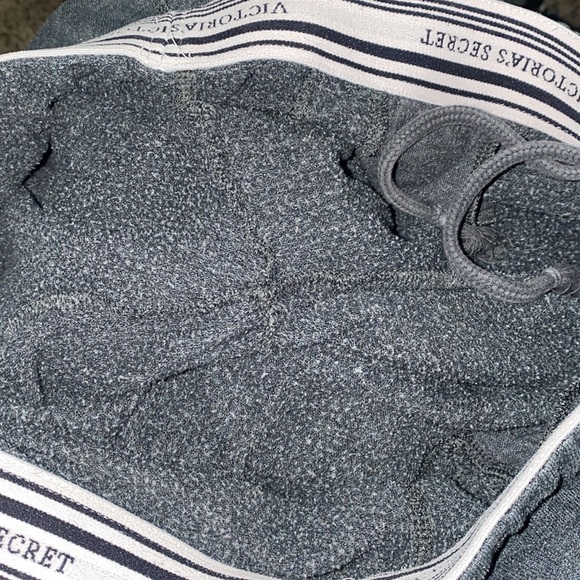 🐚Victoria's Secret Grey Joggers with Pink Logo up the left leg! - Picture 12 of 12